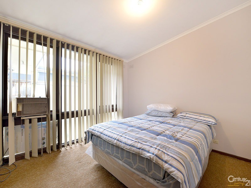 36 Glencannon Crescent, Clayton South VIC 3169