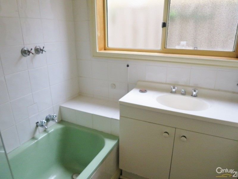 105 Kanooka Grove, Clayton VIC 3168