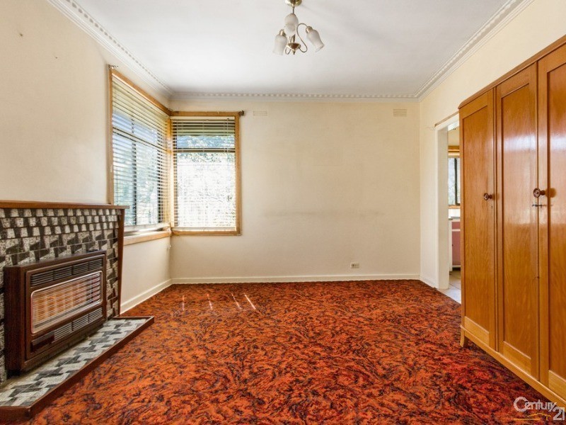 32 Koonawarra Street, Clayton VIC 3168