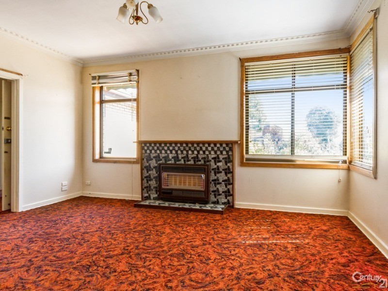 32 Koonawarra Street, Clayton VIC 3168