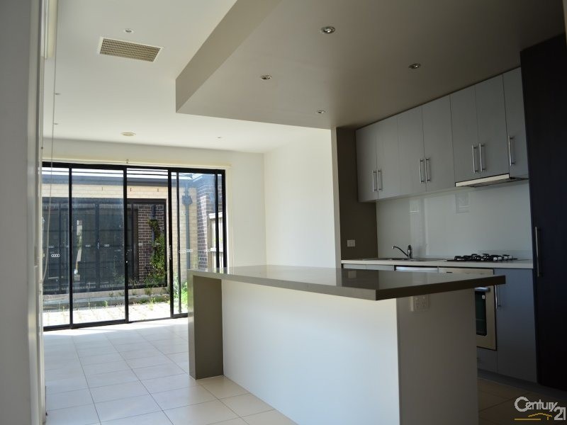 16 Botanic Drive, Clayton South VIC 3169