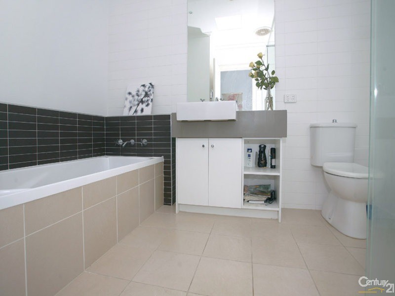 16 Botanic Drive, Clayton South VIC 3169