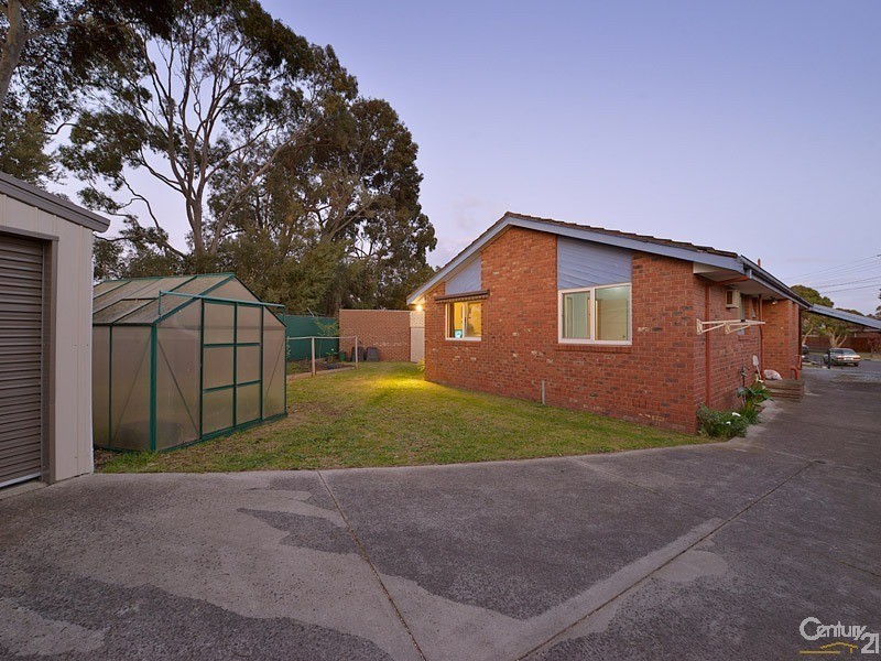 26 Bellavista Crescent, Clayton South VIC 3169