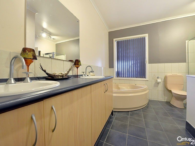 104 Browns Road, Clayton VIC 3168