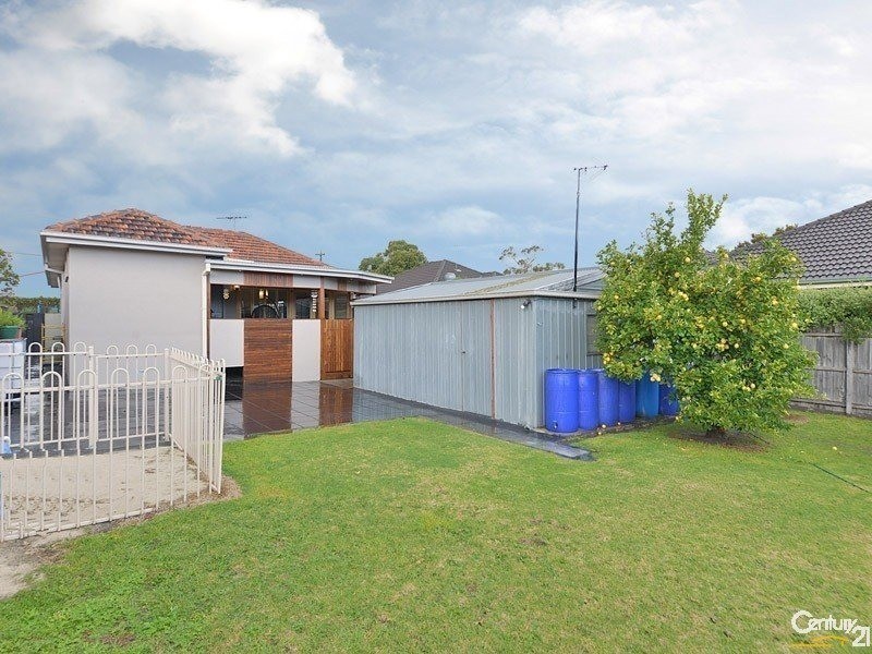 104 Browns Road, Clayton VIC 3168