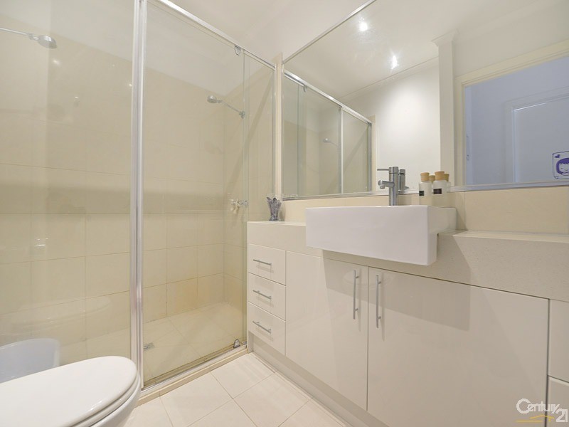 16/28 Burton Avenue, Clayton VIC 3168