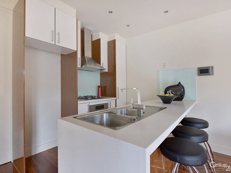 4/19 Faulkiner Street, Clayton VIC 3168