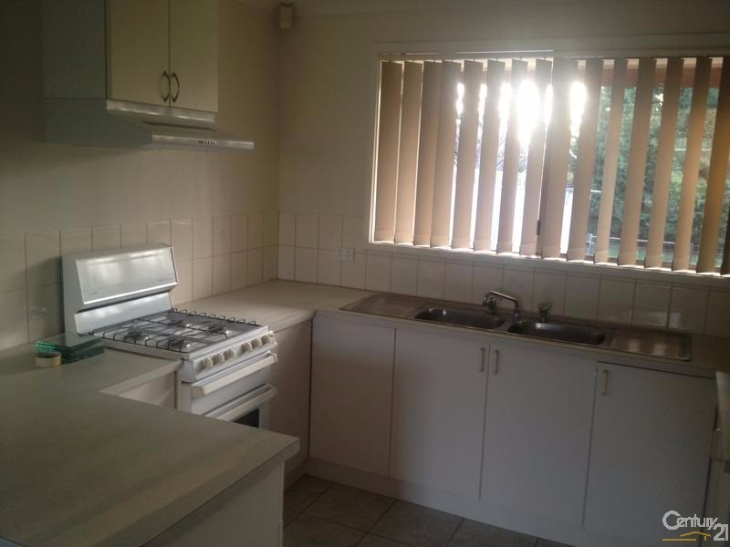 69 McClelland Drive, Skye VIC 3977