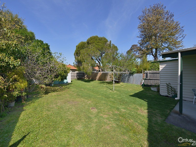 12 Poplar Grove, Carnegie VIC 3163