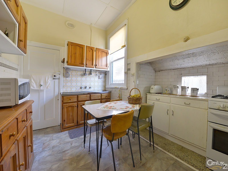 12 Poplar Grove, Carnegie VIC 3163
