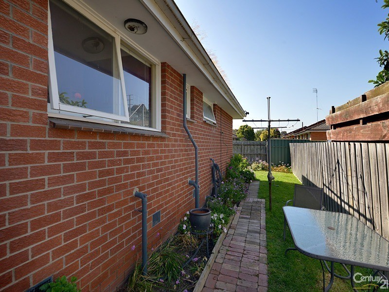 1-5/17-19 Delacombe Court, Cheltenham VIC 3192