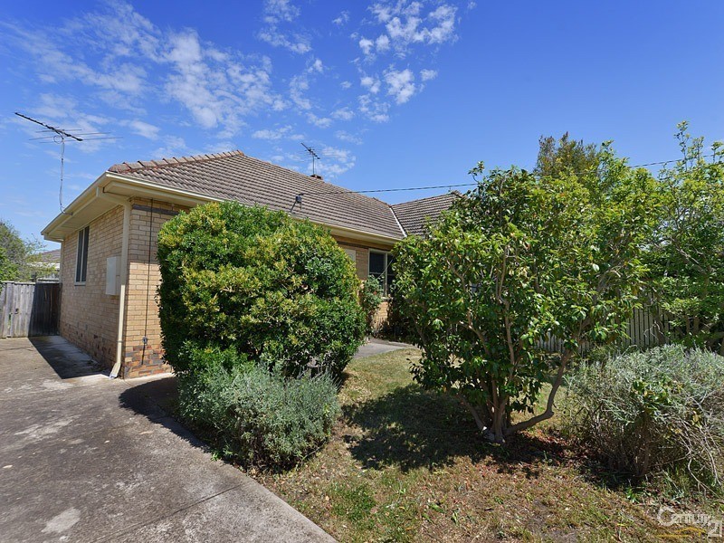 40 Brewer Road, Bentleigh VIC 3204