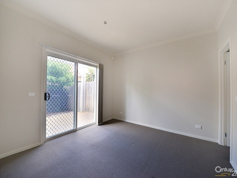 2/80 McLeod Road, Carrum VIC 3197