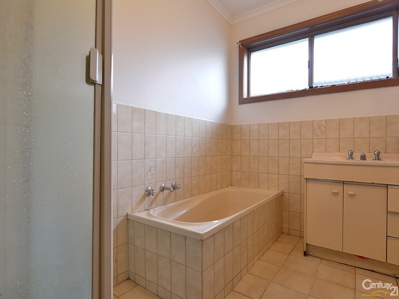 1-4/21 Royal Avenue, Springvale VIC 3171