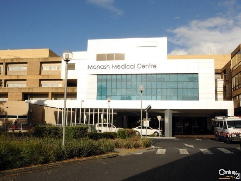 18/2 Monash Green Drive, Clayton VIC 3168