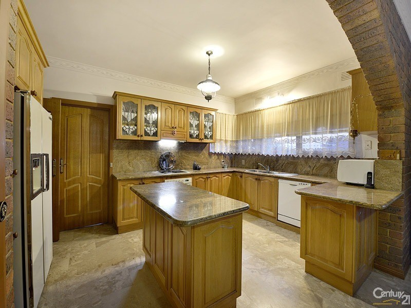 18 Avenza Street, Mentone VIC 3194