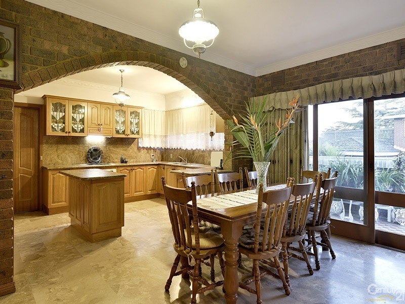 18 Avenza Street, Mentone VIC 3194