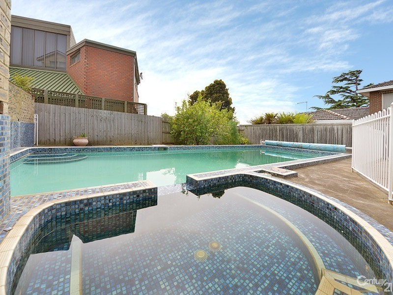 18 Avenza Street, Mentone VIC 3194