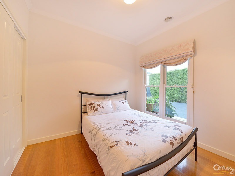 2/37 Kionga Street, Clayton VIC 3168