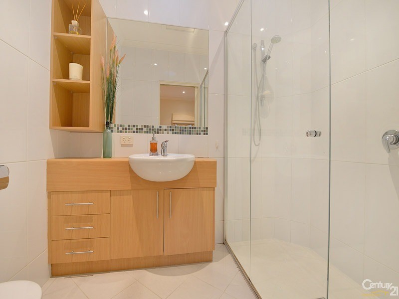 2/37 Kionga Street, Clayton VIC 3168