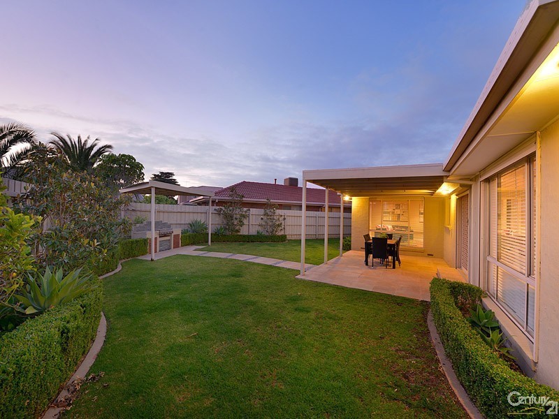 15 Vanessa Court, Oakleigh South VIC 3167