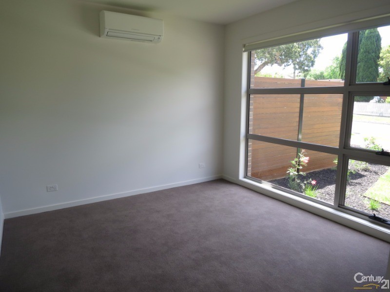 1/21 Thomas Street, Clayton VIC 3168
