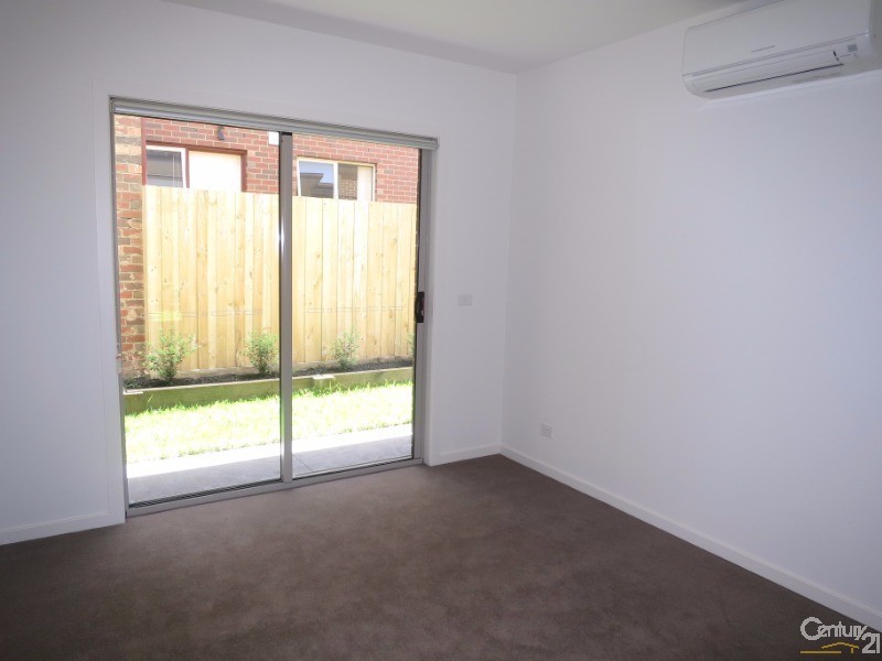 1/21 Thomas Street, Clayton VIC 3168