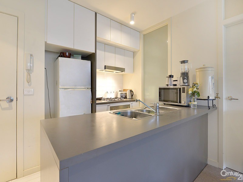 7/2 Monash Green, Clayton VIC 3168