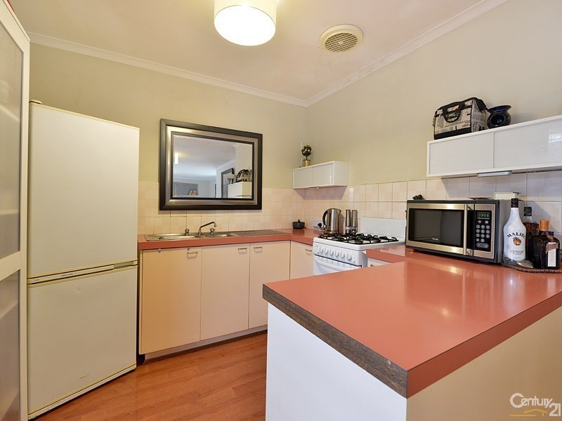 2/6 Parsons Street, Clayton South VIC 3169