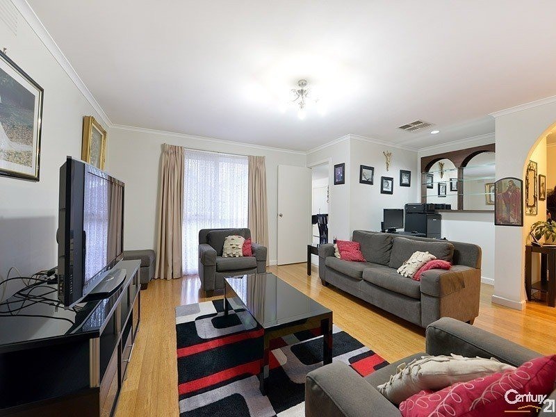 1 Enngonia Crescent, Clayton South VIC 3169