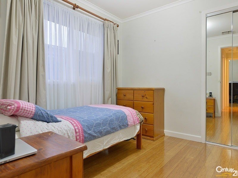 1 Enngonia Crescent, Clayton South VIC 3169