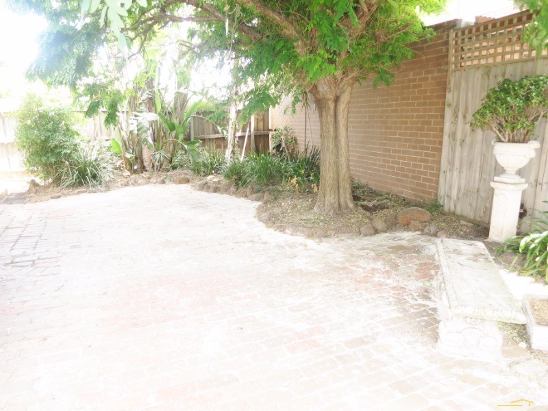 17 Washington Drive, Oakleigh South VIC 3167