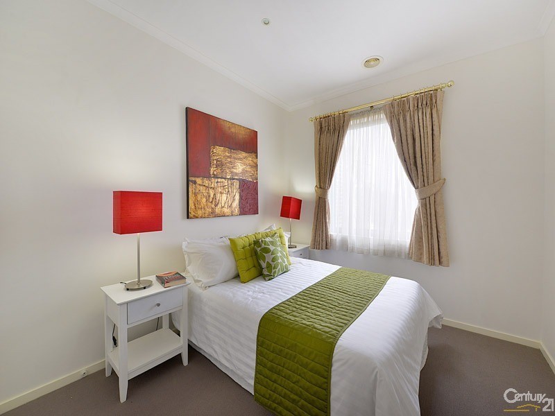 7 Evergreen Boulevard, Clayton South VIC 3169