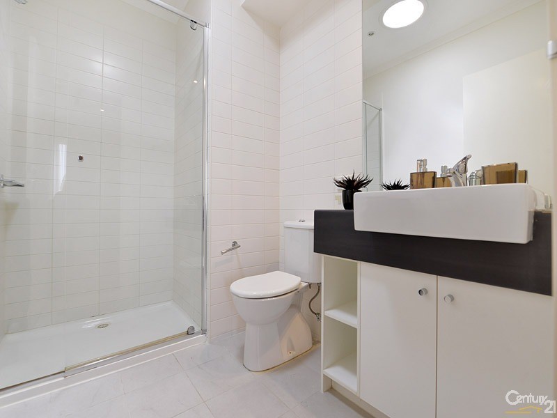 7 Evergreen Boulevard, Clayton South VIC 3169