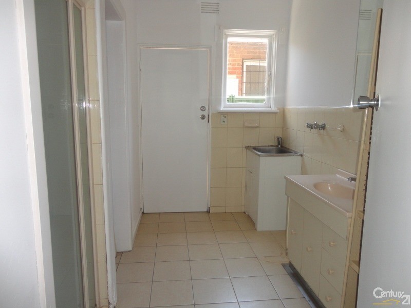 Rear/1479 Centre Road, Clayton VIC 3168