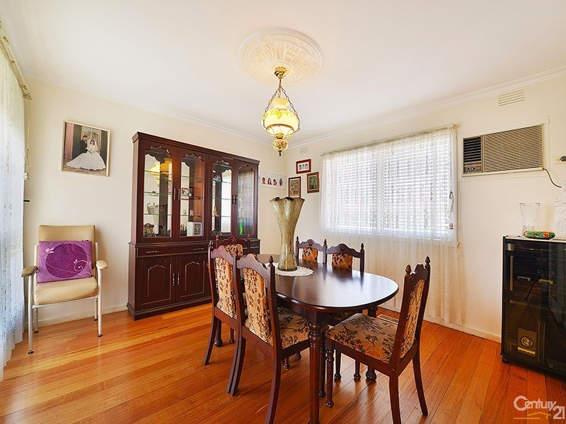 15 Kemp Street, Springvale VIC 3171