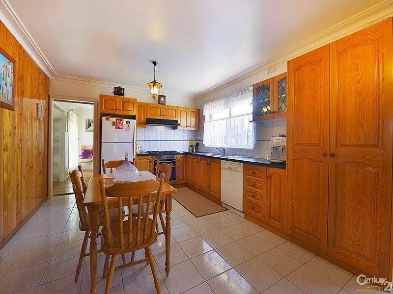 15 Kemp Street, Springvale VIC 3171