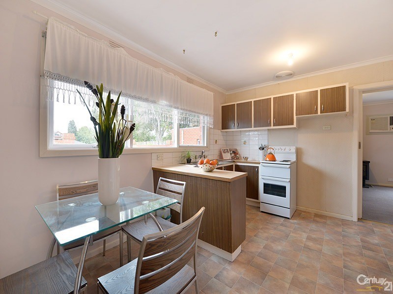 1 Mack Crescent, Clarinda VIC 3169