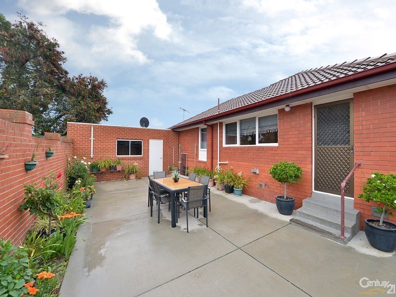 1 Mack Crescent, Clarinda VIC 3169