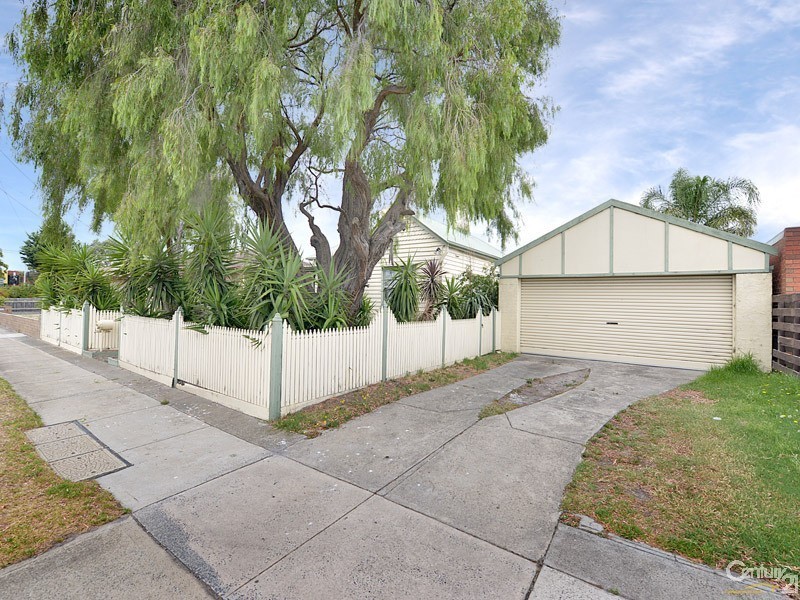 6  Fairbank Road, Clayton South VIC 3169