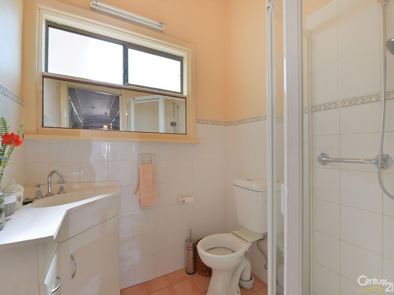 47 Koonawarra Street, Clayton VIC 3168