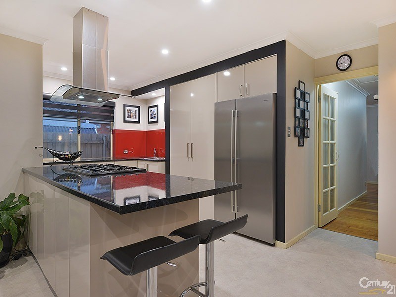 4 Jells Road, Cheltenham VIC 3192