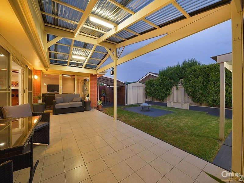 4 Jells Road, Cheltenham VIC 3192