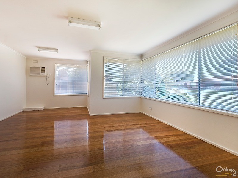 9 Enngonia Crescent, Clayton South VIC 3169