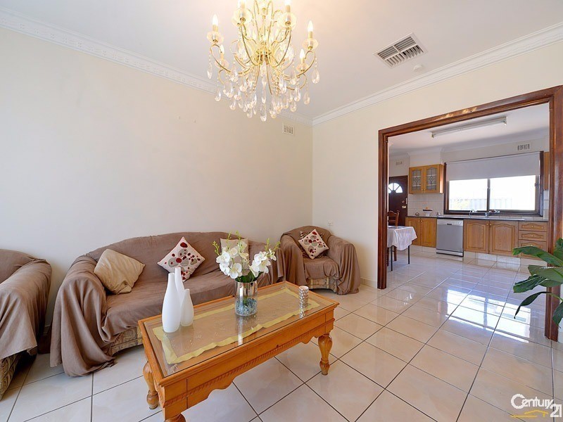 1/25 Aonach Street, Clayton VIC 3168