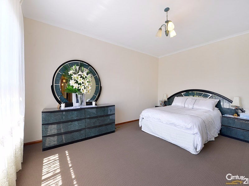 1/25 Aonach Street, Clayton VIC 3168