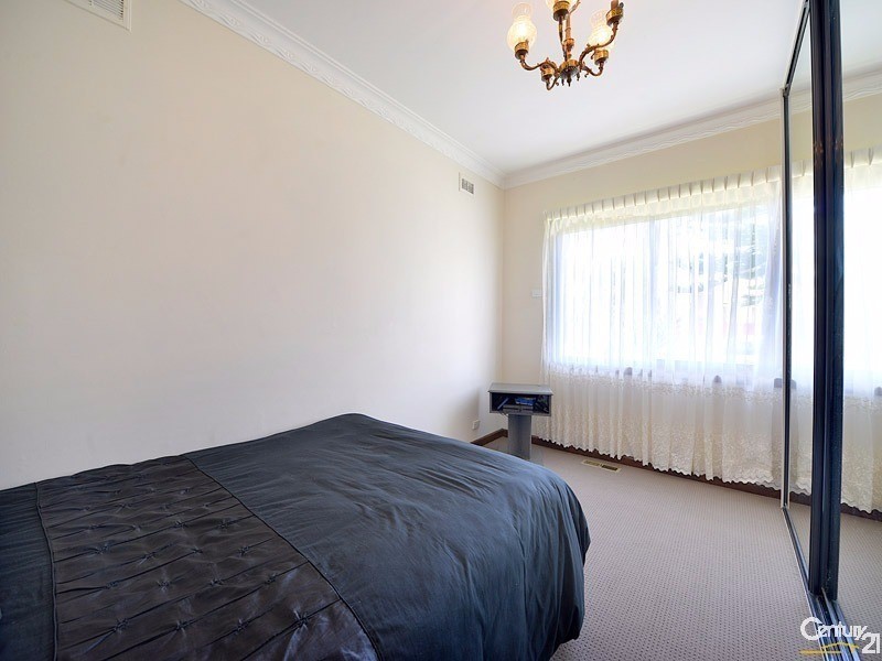 1/25 Aonach Street, Clayton VIC 3168