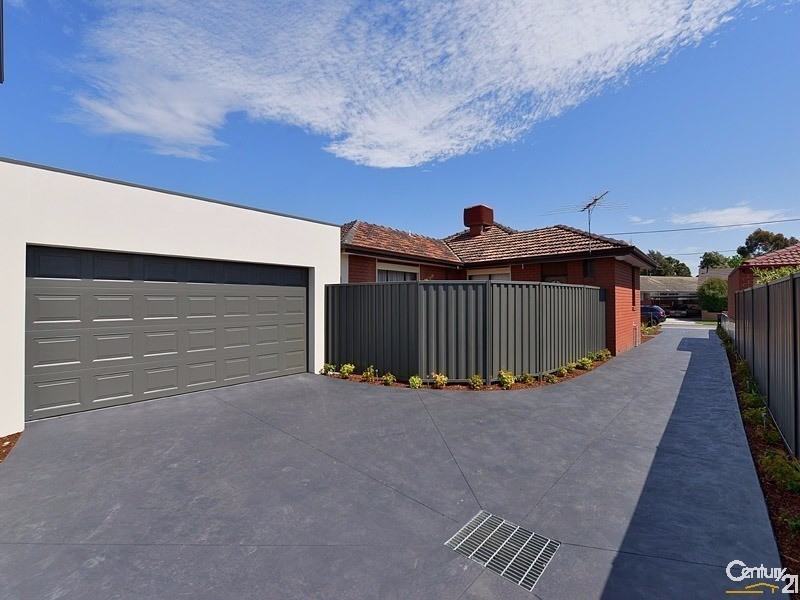 1/25 Aonach Street, Clayton VIC 3168