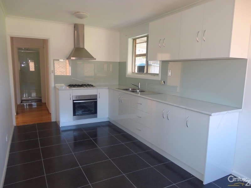 12 Ellesmere Street, Oakleigh South VIC 3167