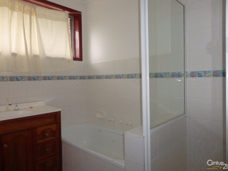 16 Narrumburn Road, Clayton South VIC 3169